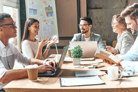 U.S. Customer Communication Management: Adapting to Changing Trends logo
