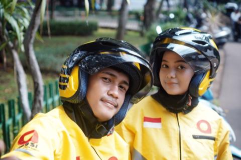 10 Cara Mengirim Barang Lewat Maxim Delivery yang Mudah logo